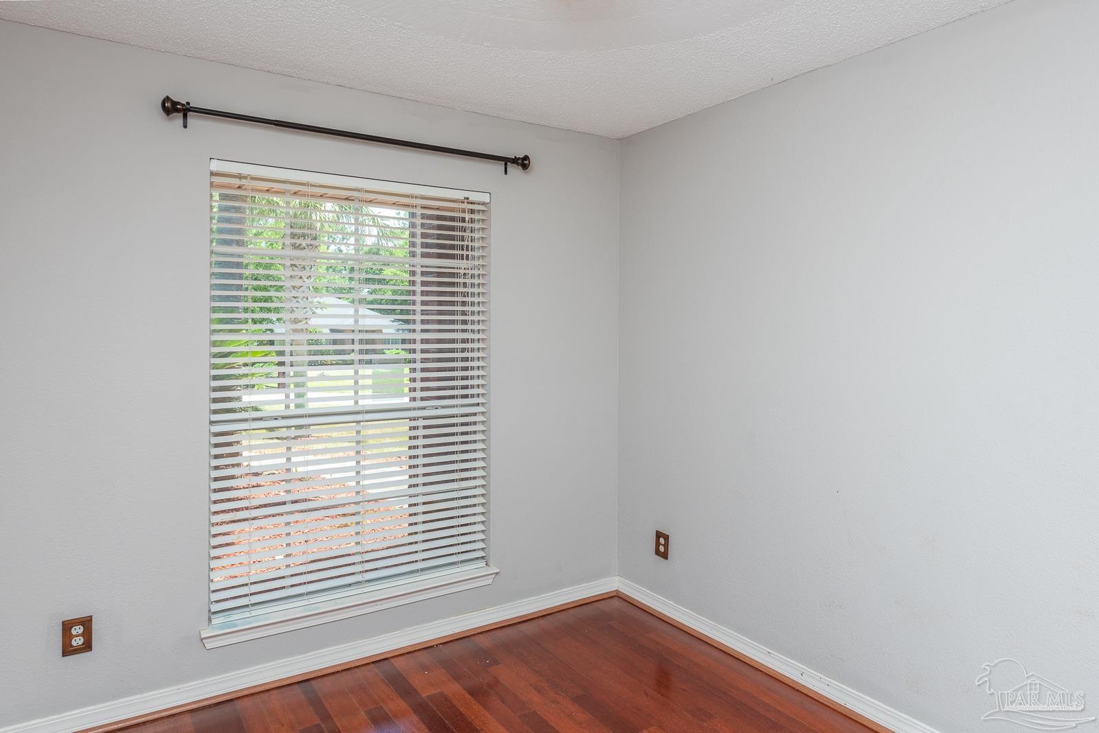5950 Ridgeview Drive Milton, FL 32570 - Photo 13 of 39