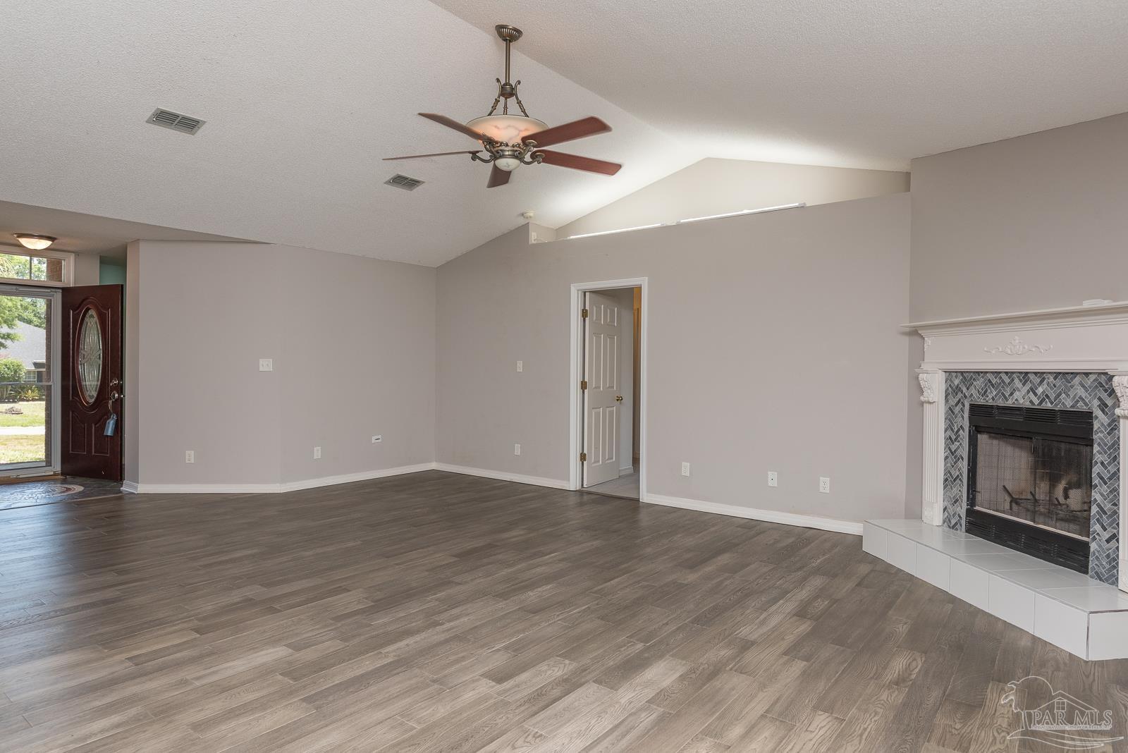 5950 Ridgeview Drive Milton, FL 32570 - Photo 7 of 39