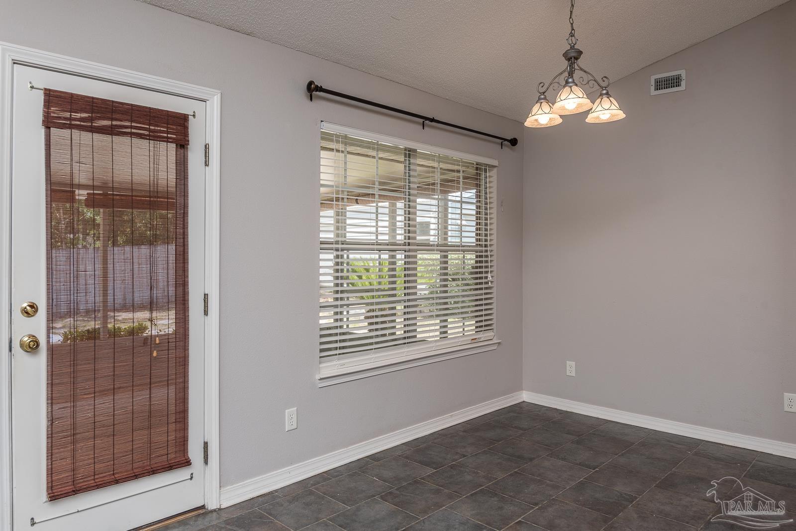 5950 Ridgeview Drive Milton, FL 32570 - Photo 9 of 39