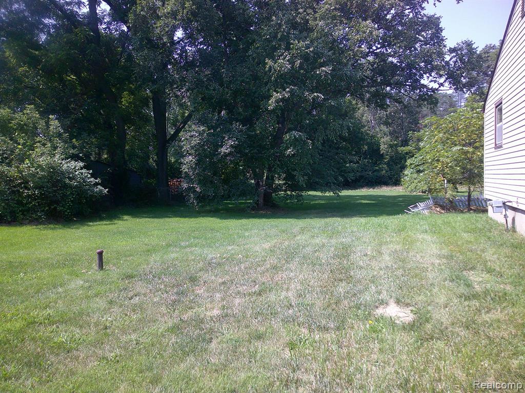 8045 Benson Road Mount Morris, MI 48458 - Photo 5 of 25