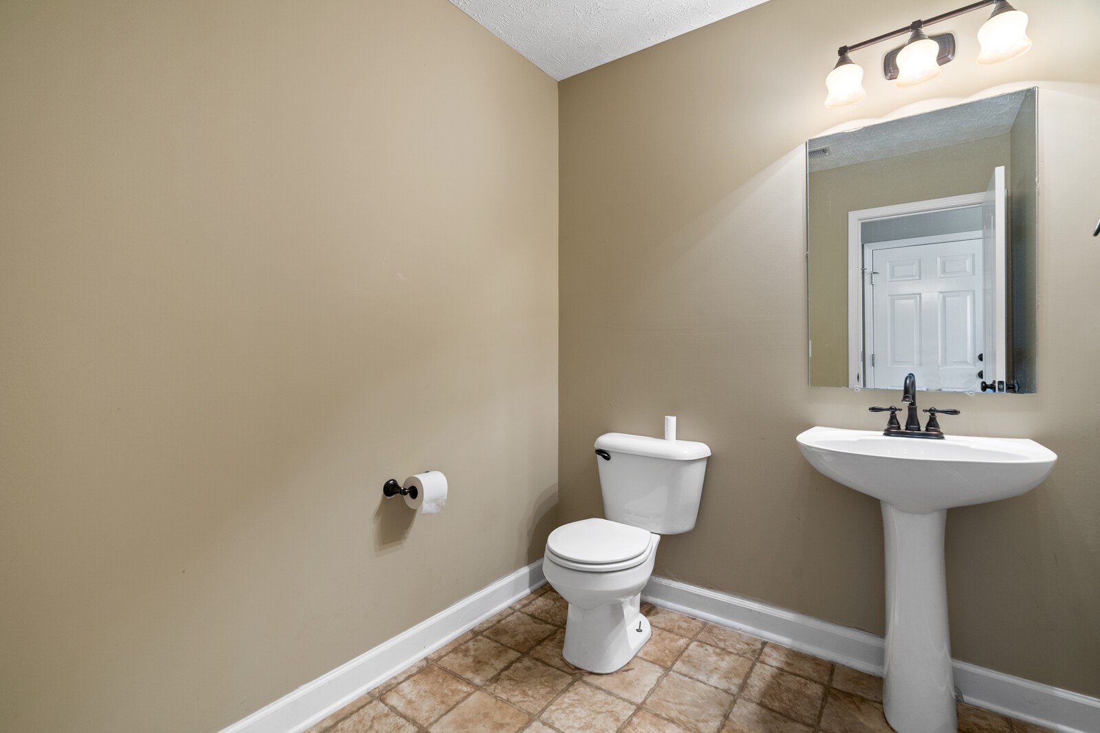 341 Golfview Lane Springfield, TN 37172 - Photo 11 of 19 Gallery Image 11