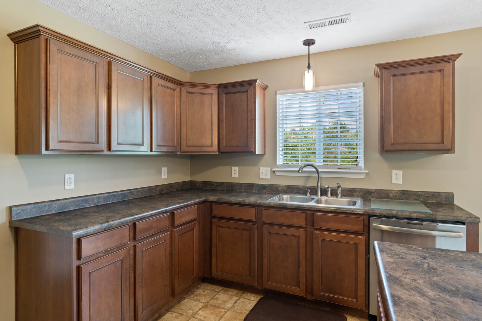 341 Golfview Lane Springfield, TN 37172 - Photo 9 of 19 Gallery Image 9