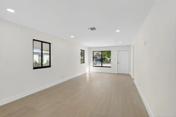 $510,000 | 122 Southwest 9th Avenue, Delray Beach, FL 33444