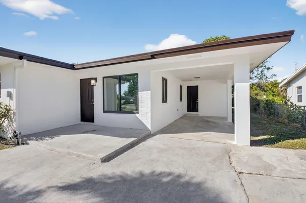 $510,000 | 122 Southwest 9th Avenue, Delray Beach, FL 33444