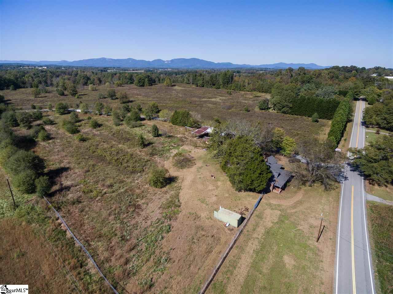 2904 Mt Lebanon Road Campobello, SC 29322 - Photo 4 of 33