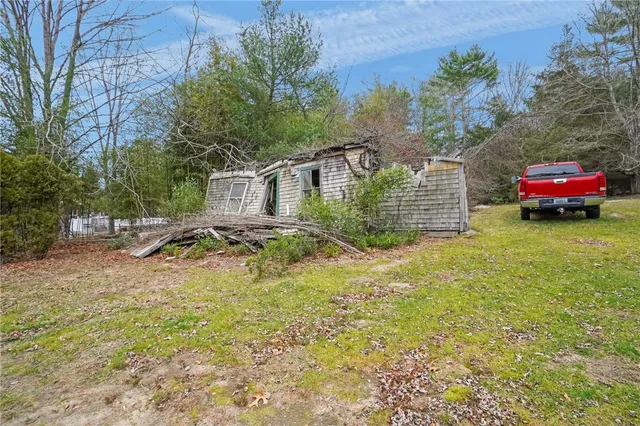 $175,000 | 76 Laurel Lane, South Kingstown, RI 02892