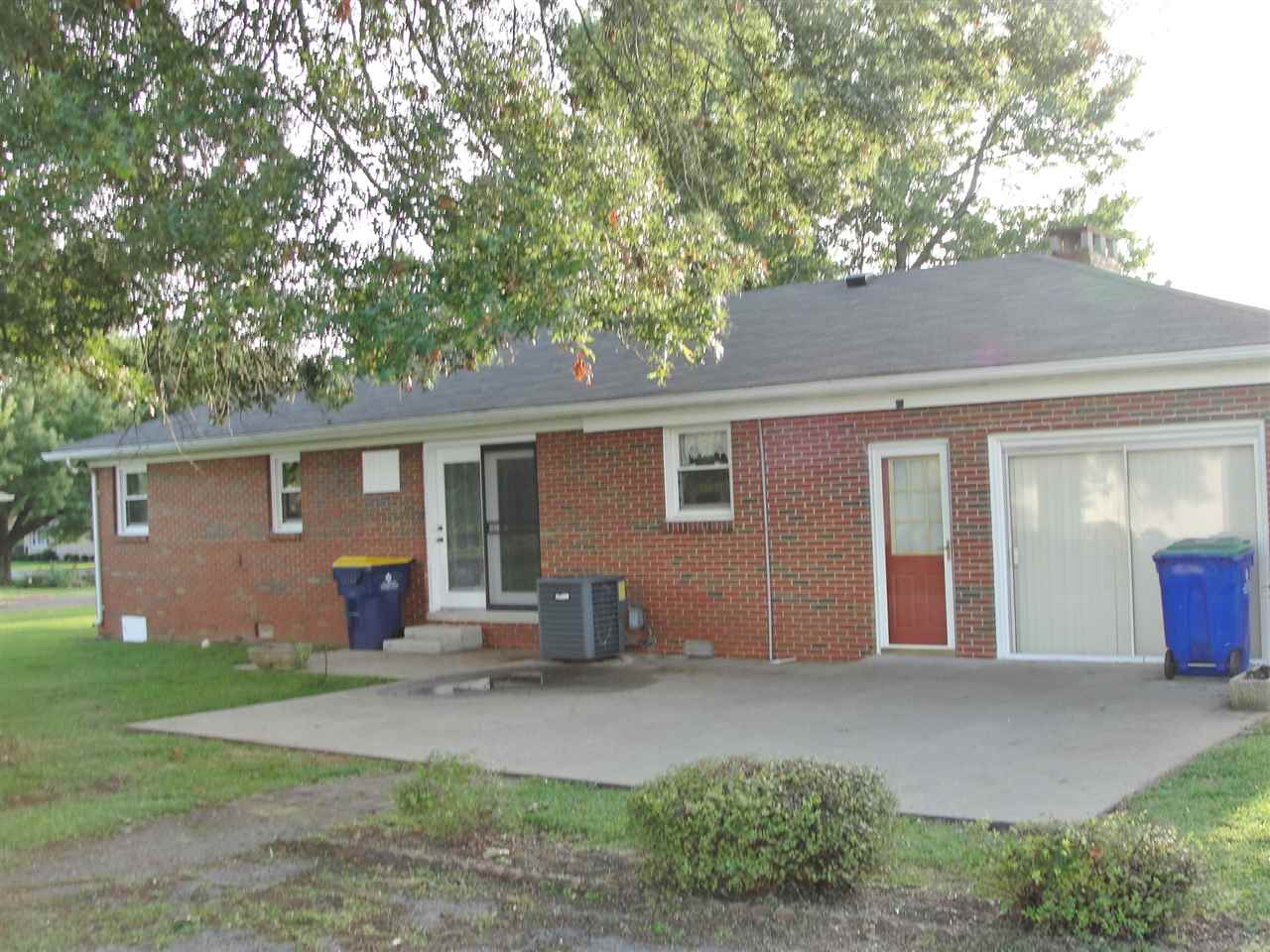 1045 Sportsman Club Road Russellville, KY 42276 - Photo 21 of 24 Gallery Image 21