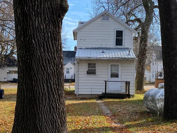$47,500 | 102 Main Street, Myrtle, MN 56036