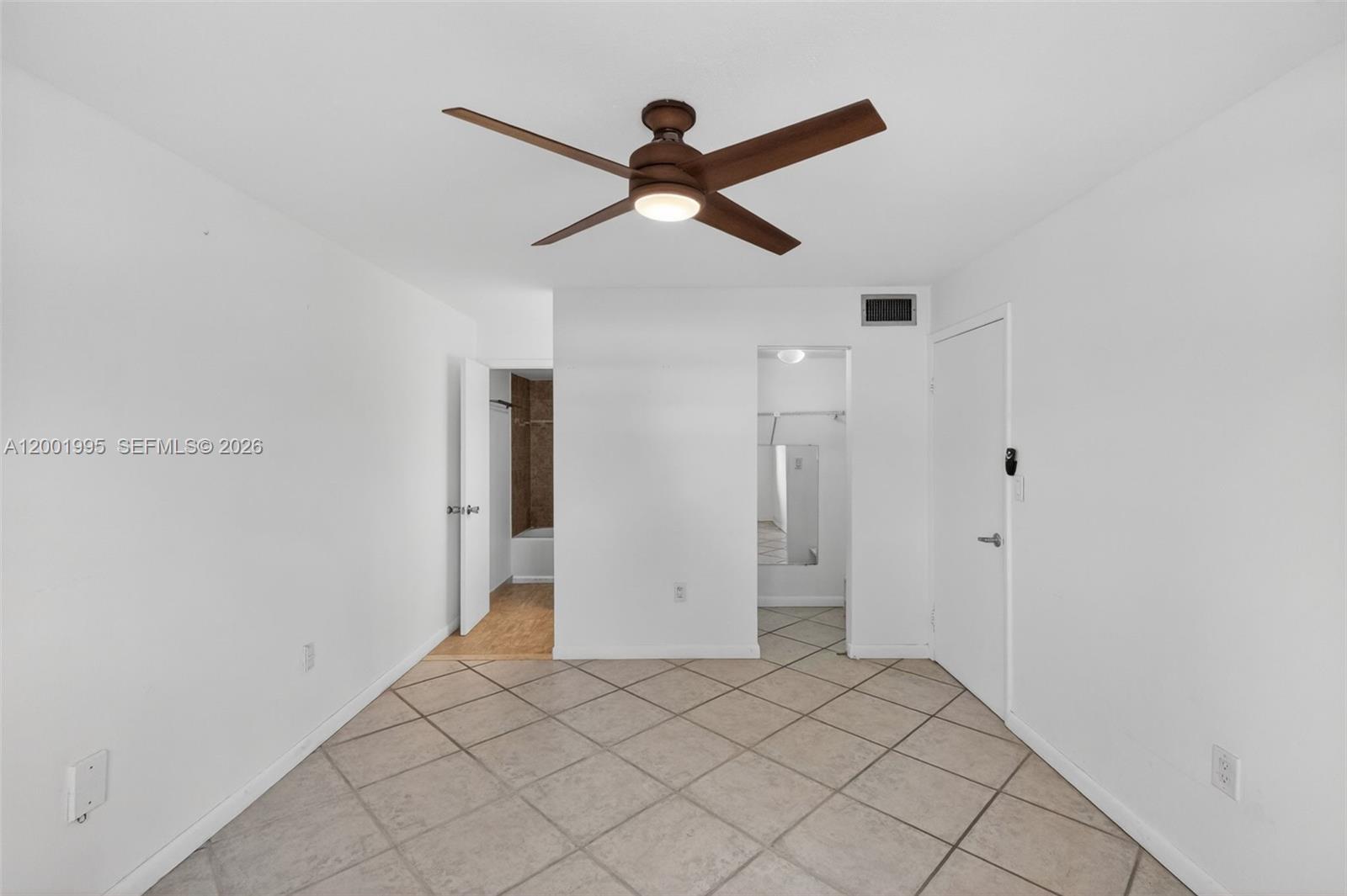 1250 Lincoln Road, Unit 404 Miami Beach, FL 33139 - Photo 16 of 35