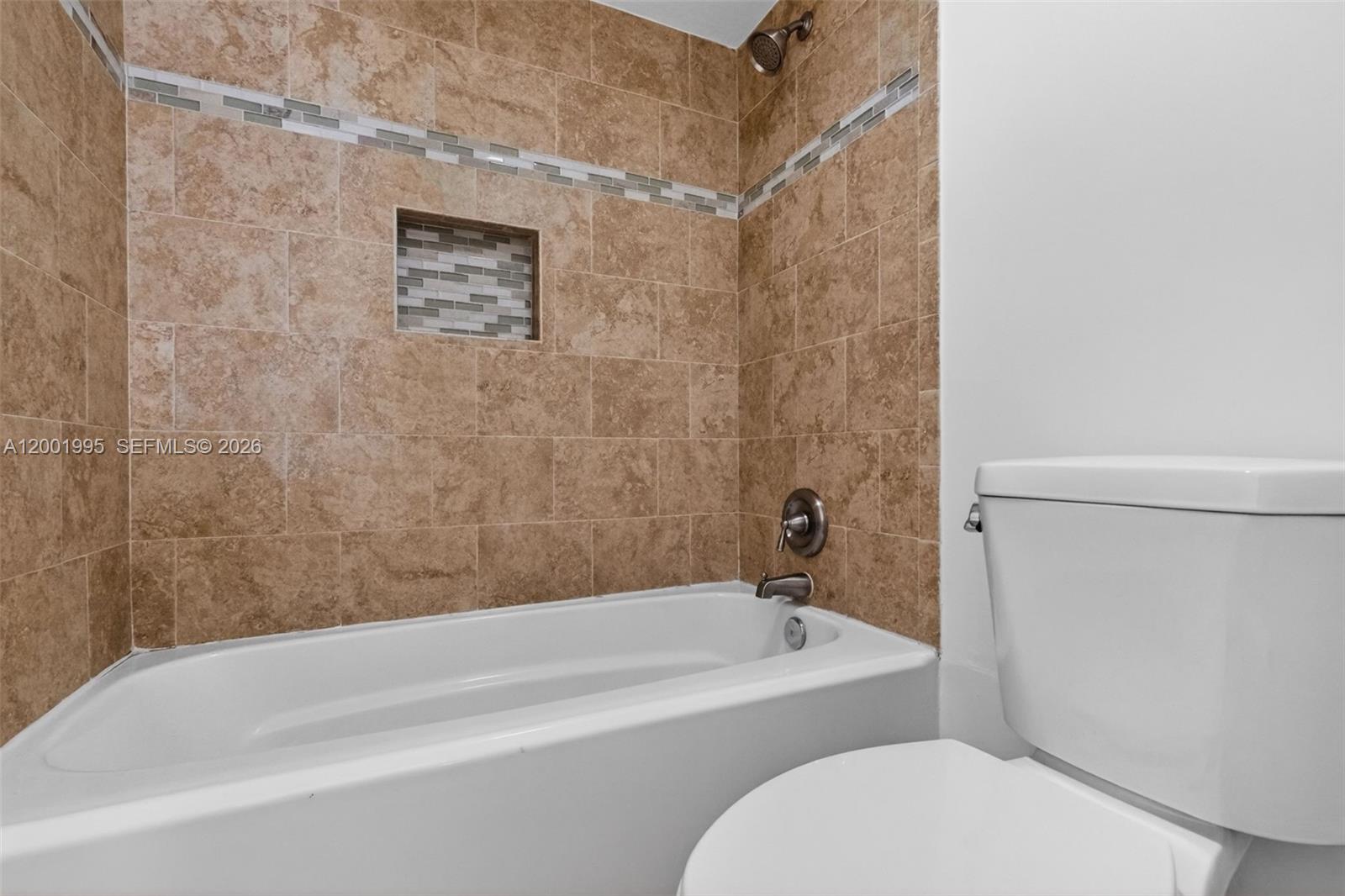1250 Lincoln Road, Unit 404 Miami Beach, FL 33139 - Photo 19 of 35