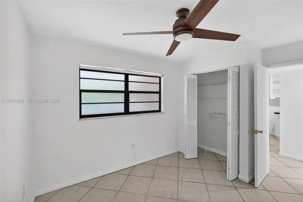 $449,900 | 1250 Lincoln Road, Unit 404, Miami Beach, FL 33139