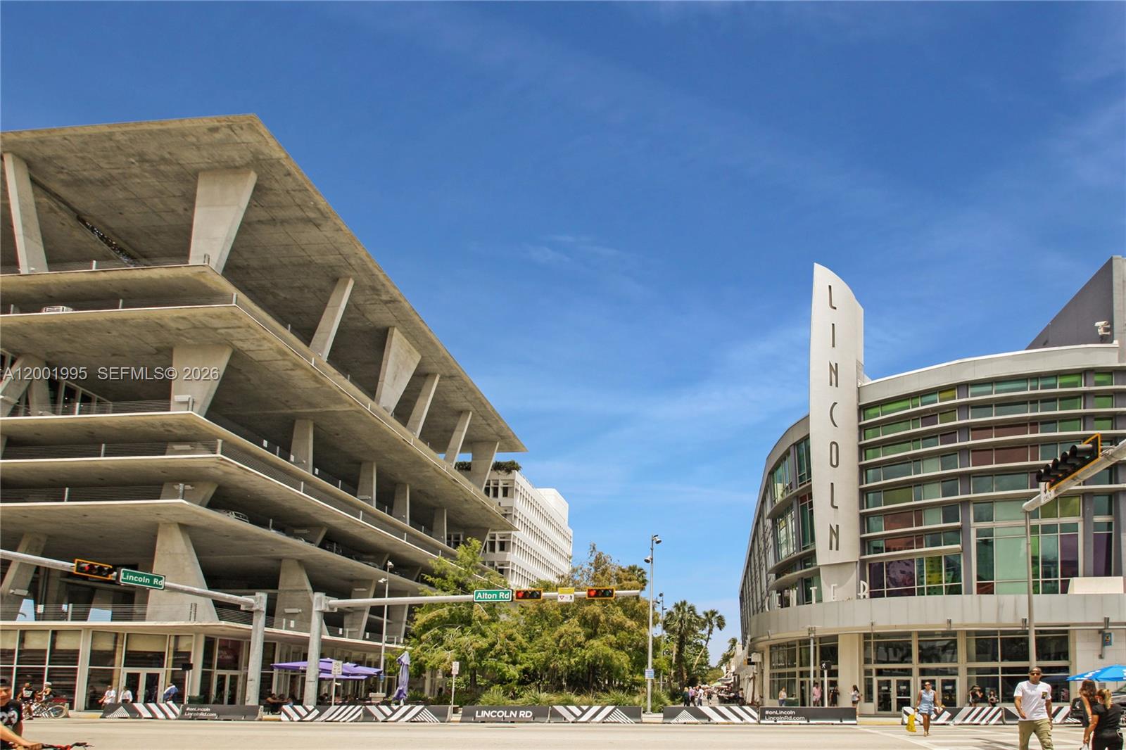 1250 Lincoln Road, Unit 404 Miami Beach, FL 33139 - Photo 4 of 35 World famous Lincoln Road in South Beach!