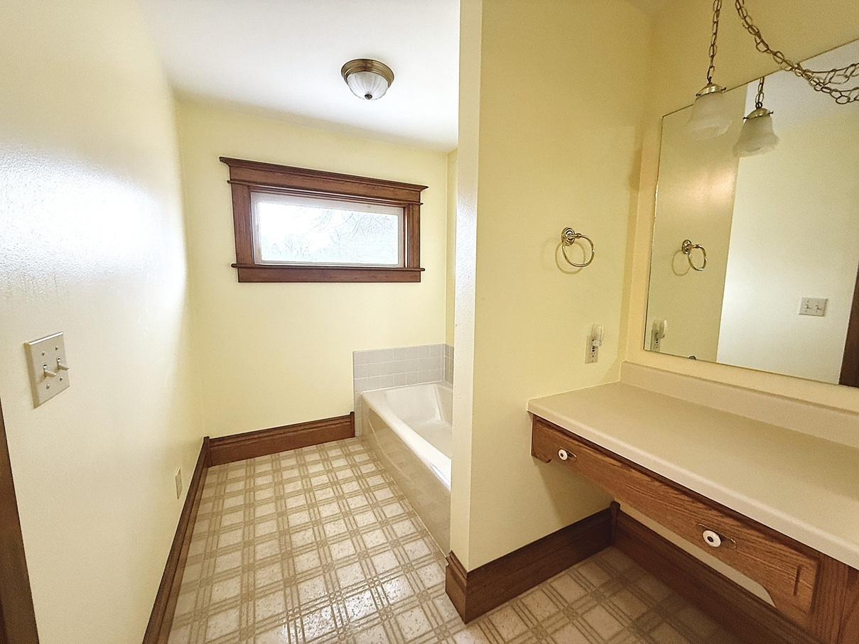 1120 Eastern Avenue Dixon, IL 61021 - Photo 28 of 60