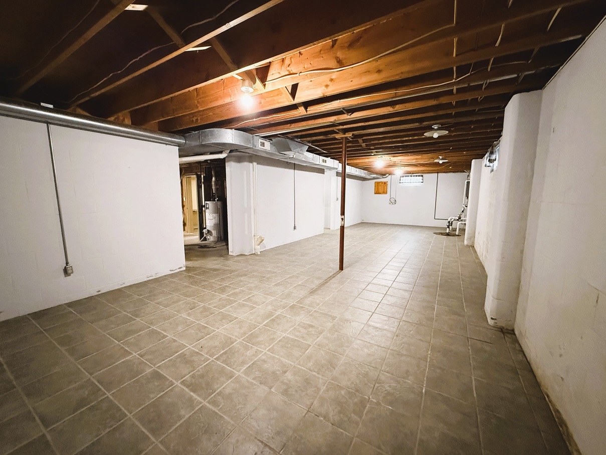 1120 Eastern Avenue Dixon, IL 61021 - Photo 38 of 60