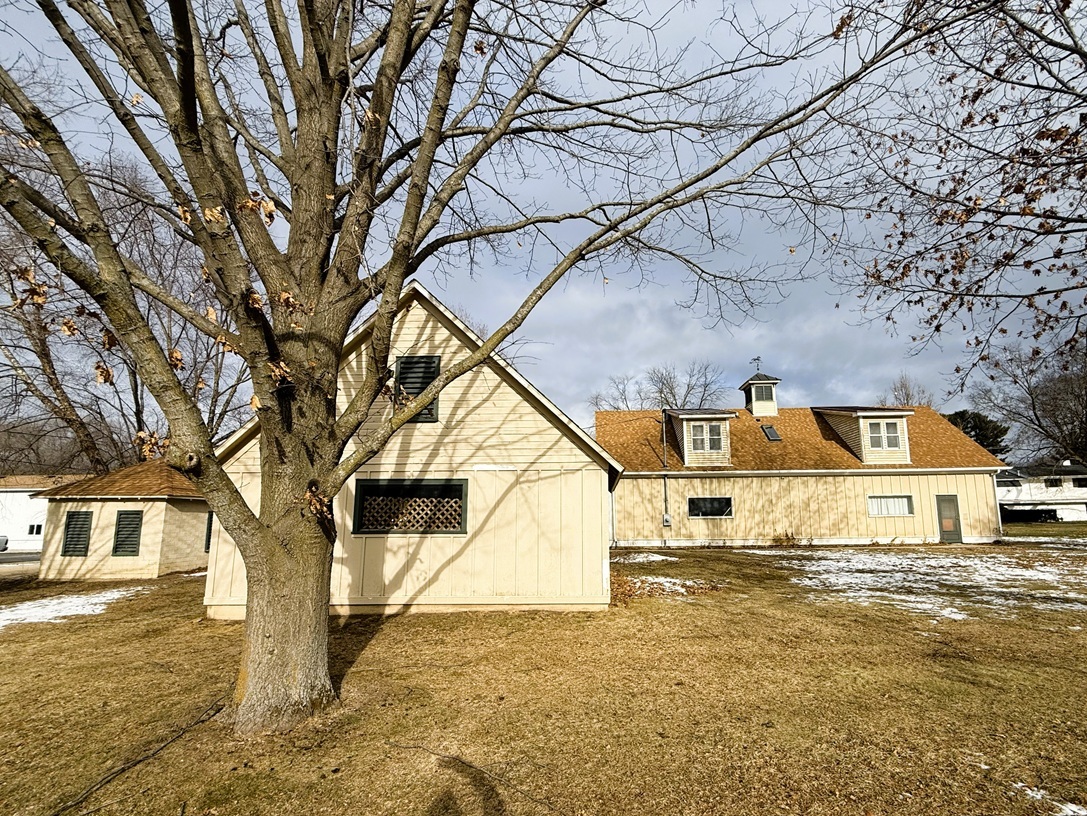 1120 Eastern Avenue Dixon, IL 61021 - Photo 43 of 60