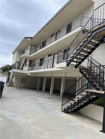 $3,700 | 437 Richmond Street, Unit 3, El Segundo, CA 90245