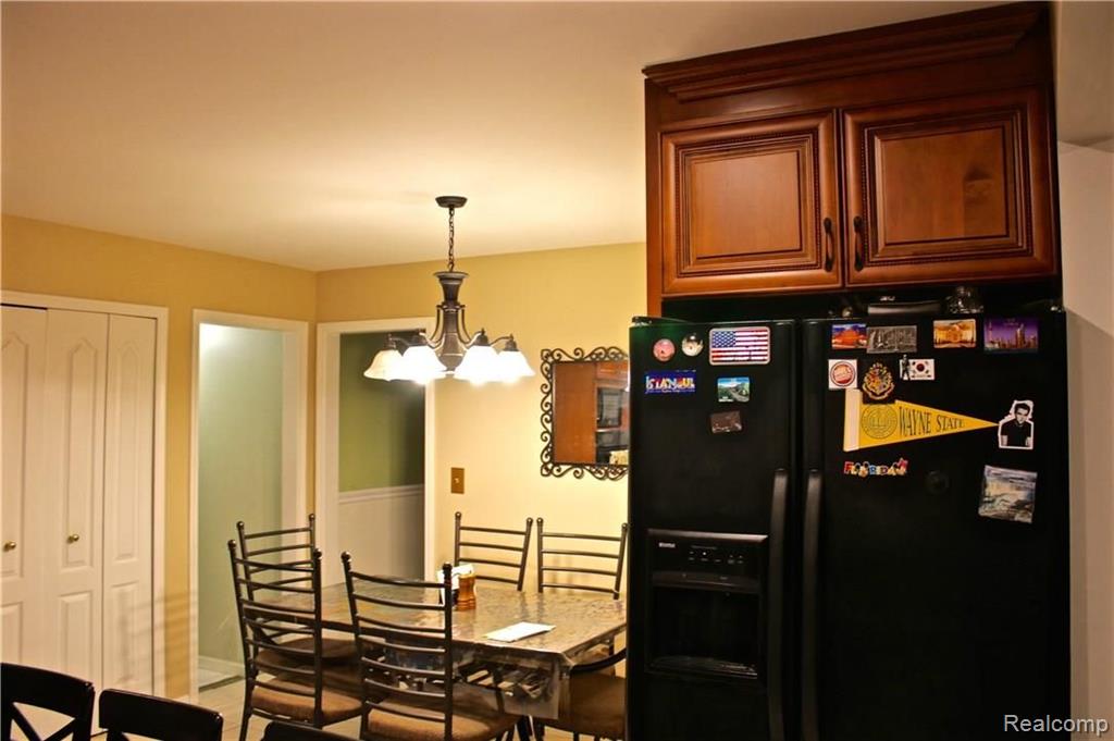36110 Congress Road Farmington Hills, MI 48335 - Photo 12 of 28