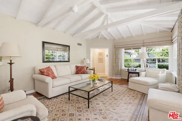 $8,995 | 11333 Berwick Street, Los Angeles, CA 90049