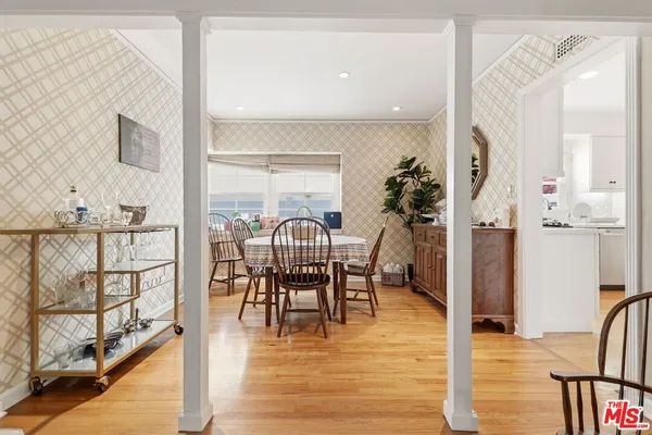 $8,995 | 11333 Berwick Street, Los Angeles, CA 90049