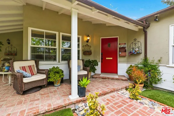 $8,995 | 11333 Berwick Street, Los Angeles, CA 90049