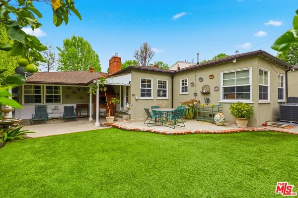 $8,995 | 11333 Berwick Street, Los Angeles, CA 90049