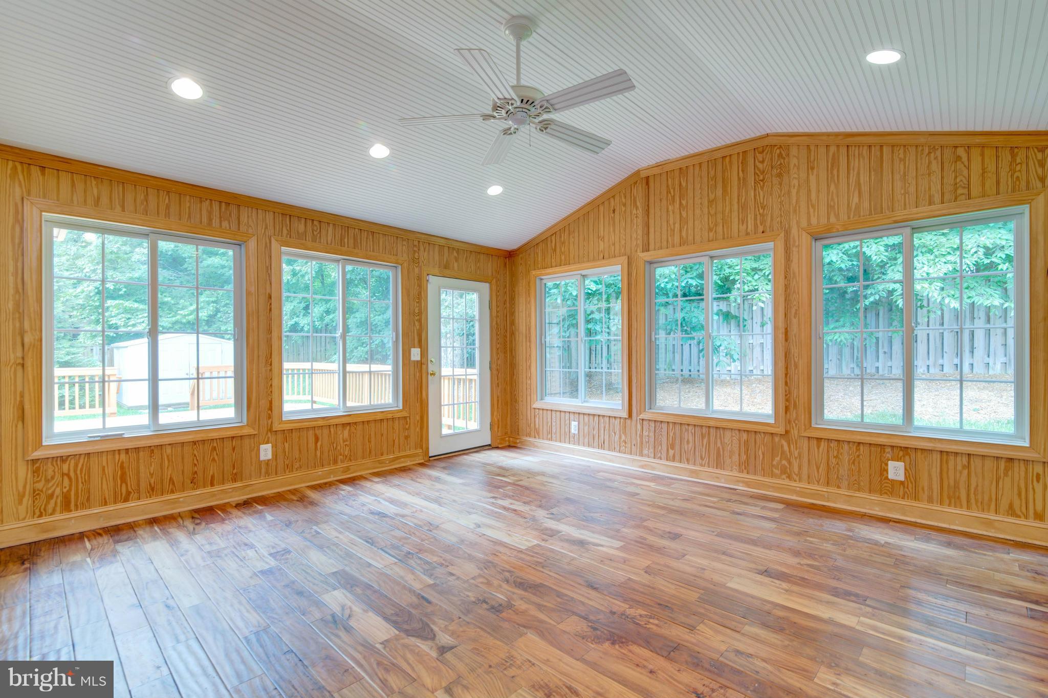 7402 Jenna Road Springfield, VA 22153 - Photo 14 of 30 Sun Room