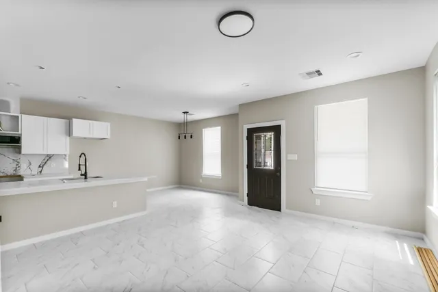 $475,000 | 16227 Green Manor Drive, Humble, TX 77396