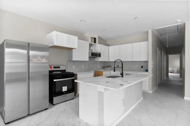 $475,000 | 16227 Green Manor Drive, Humble, TX 77396