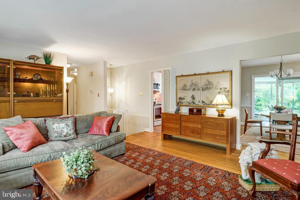 1437 Layman Street McLean, VA 22101 - Photo 9 of 19