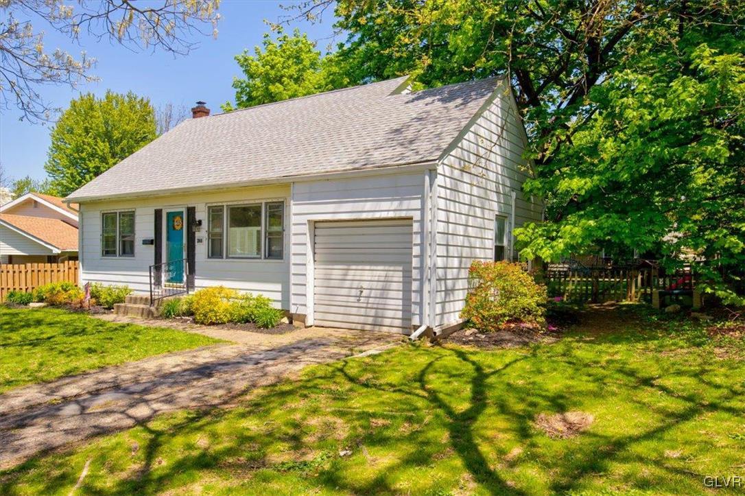 3046 Mission Road Bethlehem, PA 18017 - Photo 2 of 38 Gallery Image 2