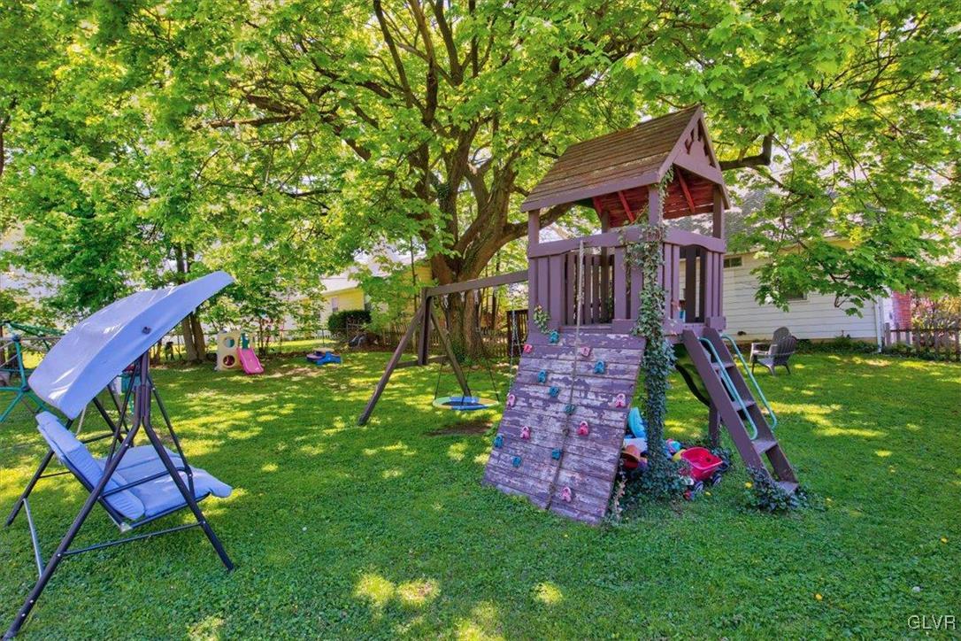 3046 Mission Road Bethlehem, PA 18017 - Photo 9 of 38 Gallery Image 9