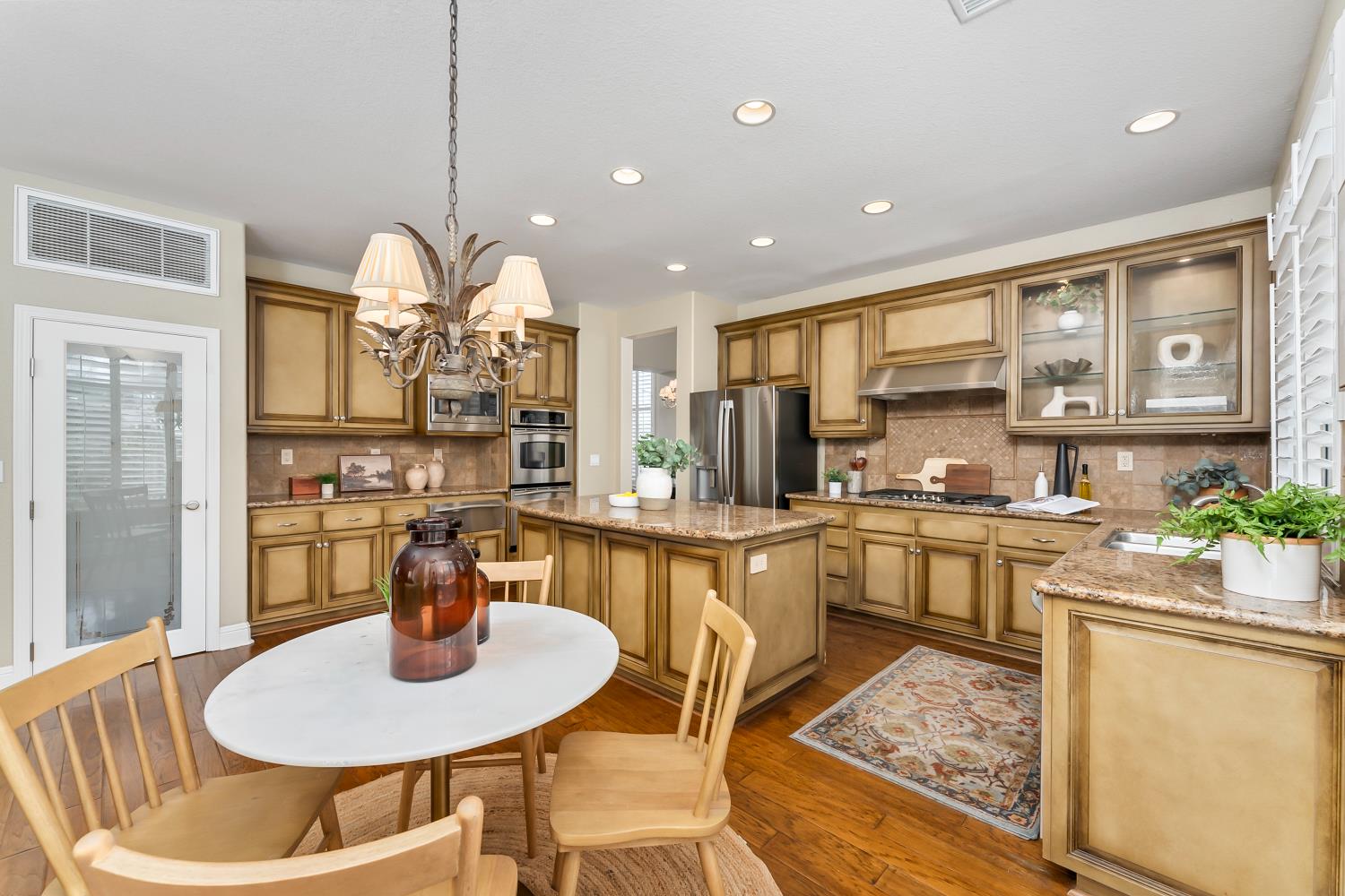 5034 Chelshire Downs Road Granite Bay, CA 95746 - Photo 15 of 41