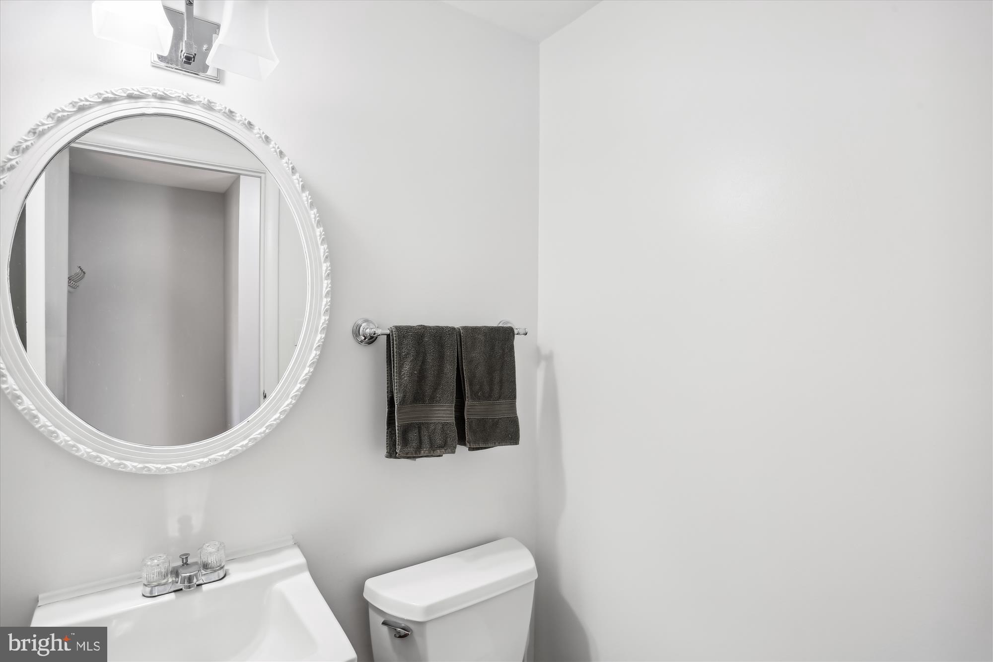 17513 Kohlhoss Road Poolesville, MD 20837 - Photo 8 of 19 Updated baths