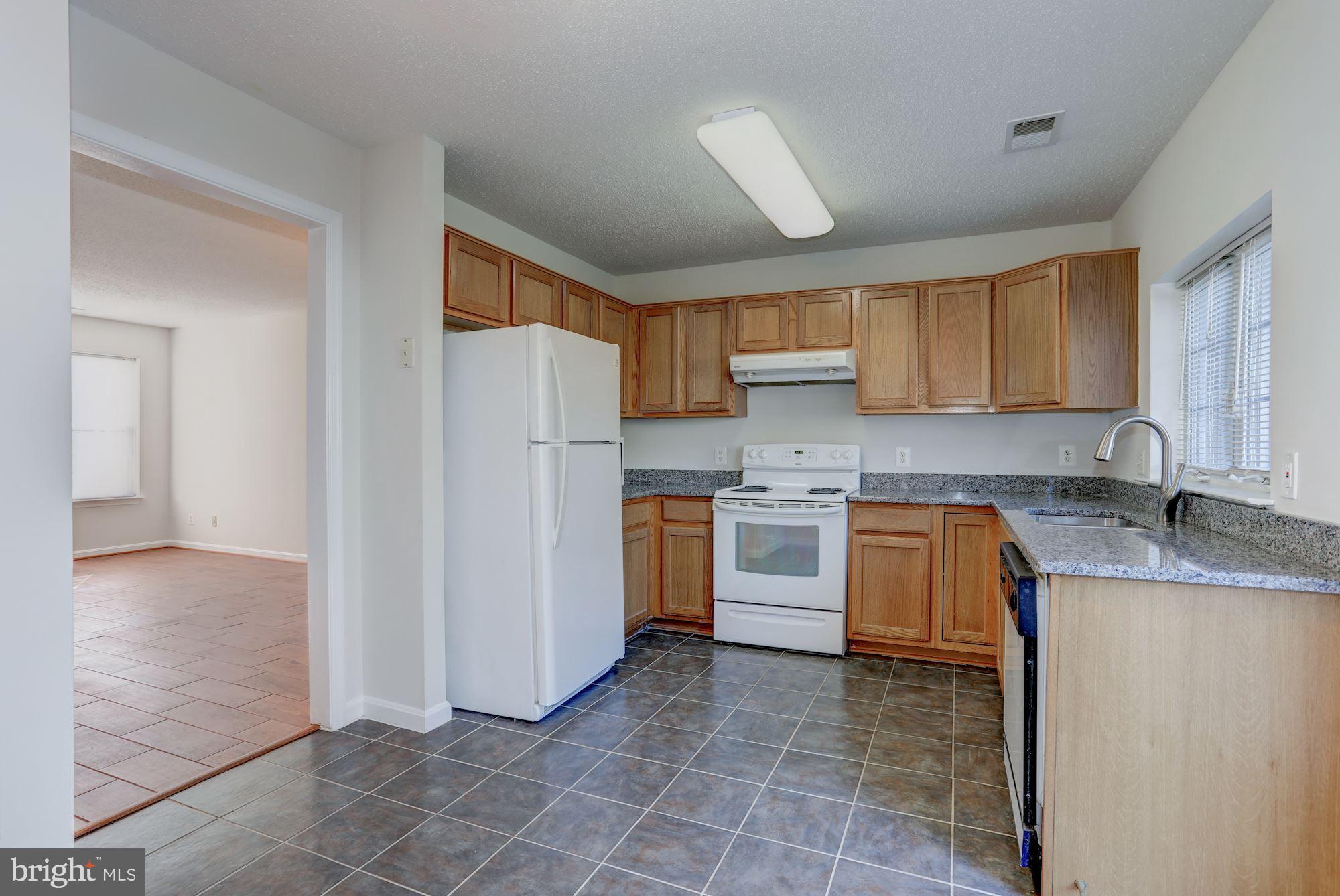2469 Fox Trot Terrace Reston, VA 20191 - Photo 7 of 26 KITCHEN