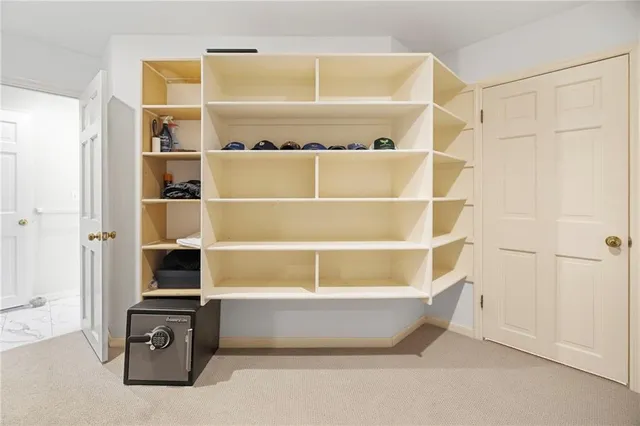 $750,000 | 6724 Broadmoor Street, Overland Park, KS 66204