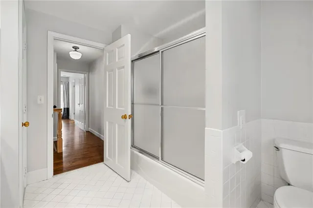 $750,000 | 6724 Broadmoor Street, Overland Park, KS 66204