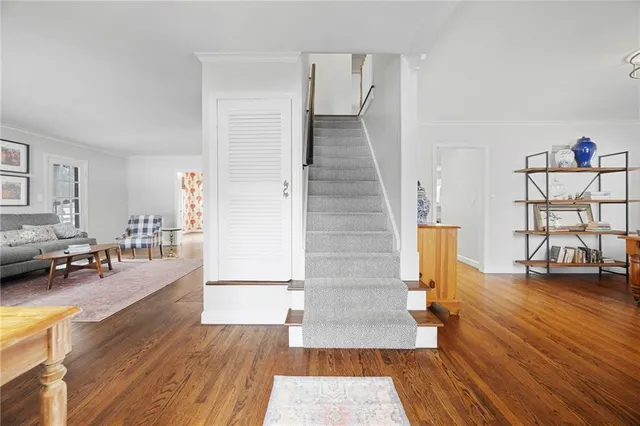 $750,000 | 6724 Broadmoor Street, Overland Park, KS 66204