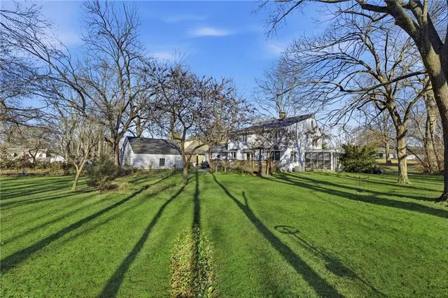 $750,000 | 6724 Broadmoor Street, Overland Park, KS 66204