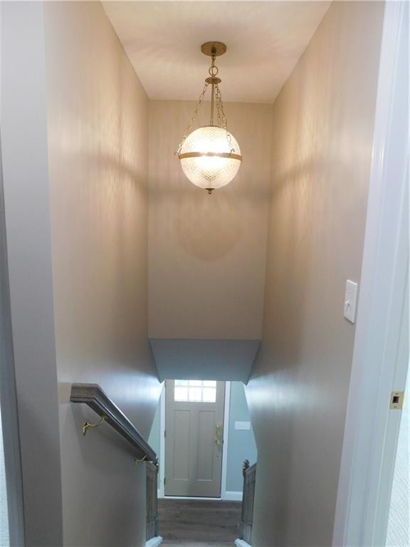508 Braddock Road Pittsburgh, PA 15221 - Photo 3 of 25 Gallery Image 3