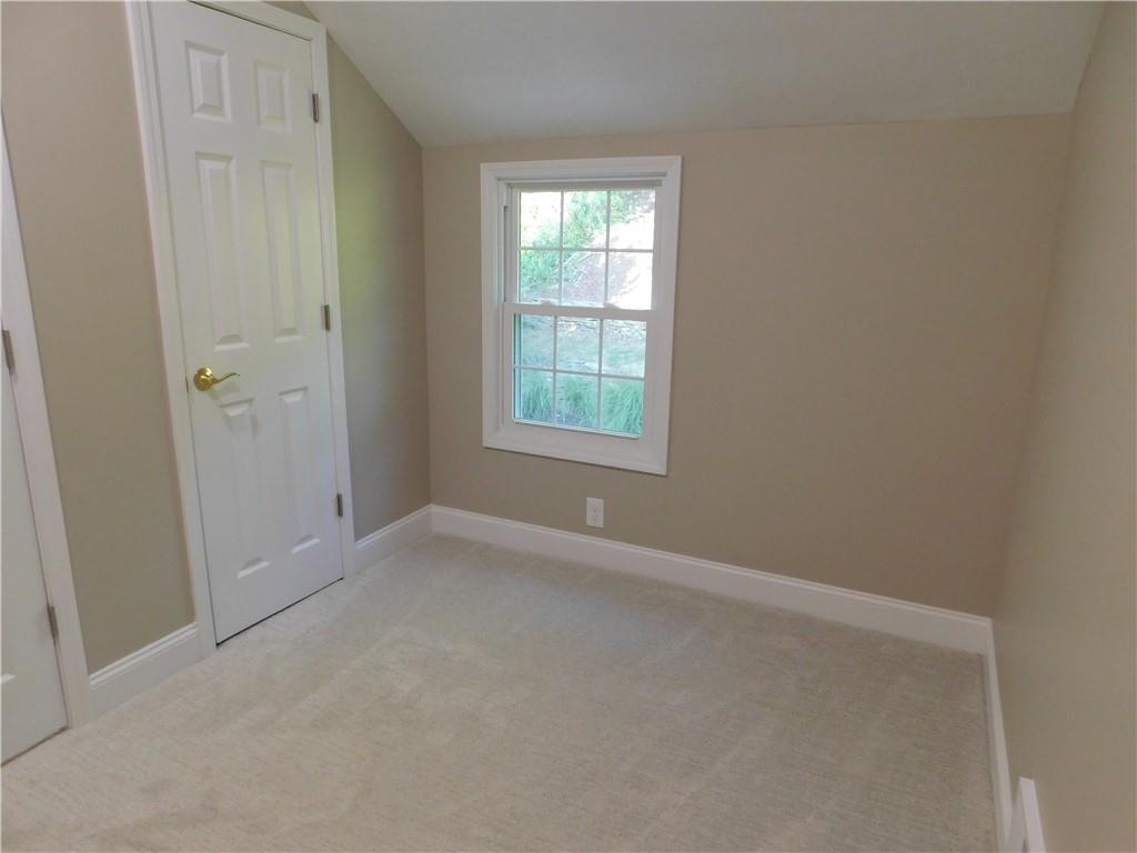 508 Braddock Road Pittsburgh, PA 15221 - Photo 7 of 25 3rd bedroom