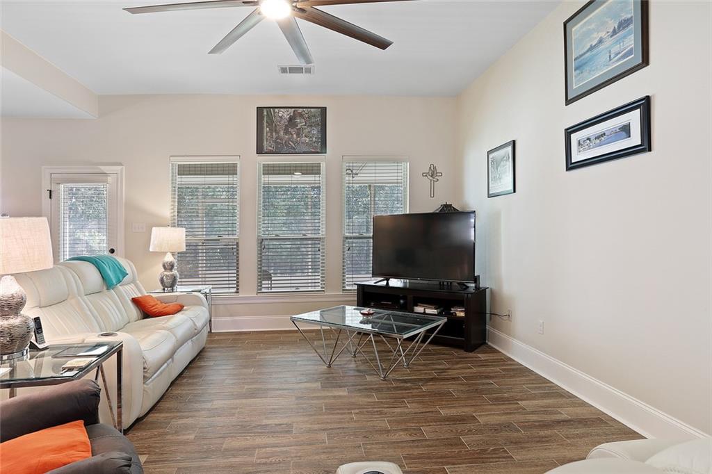22159 South Ridge Drive Ponchatoula, LA 70454 - Photo 2 of 12 Gallery Image 2