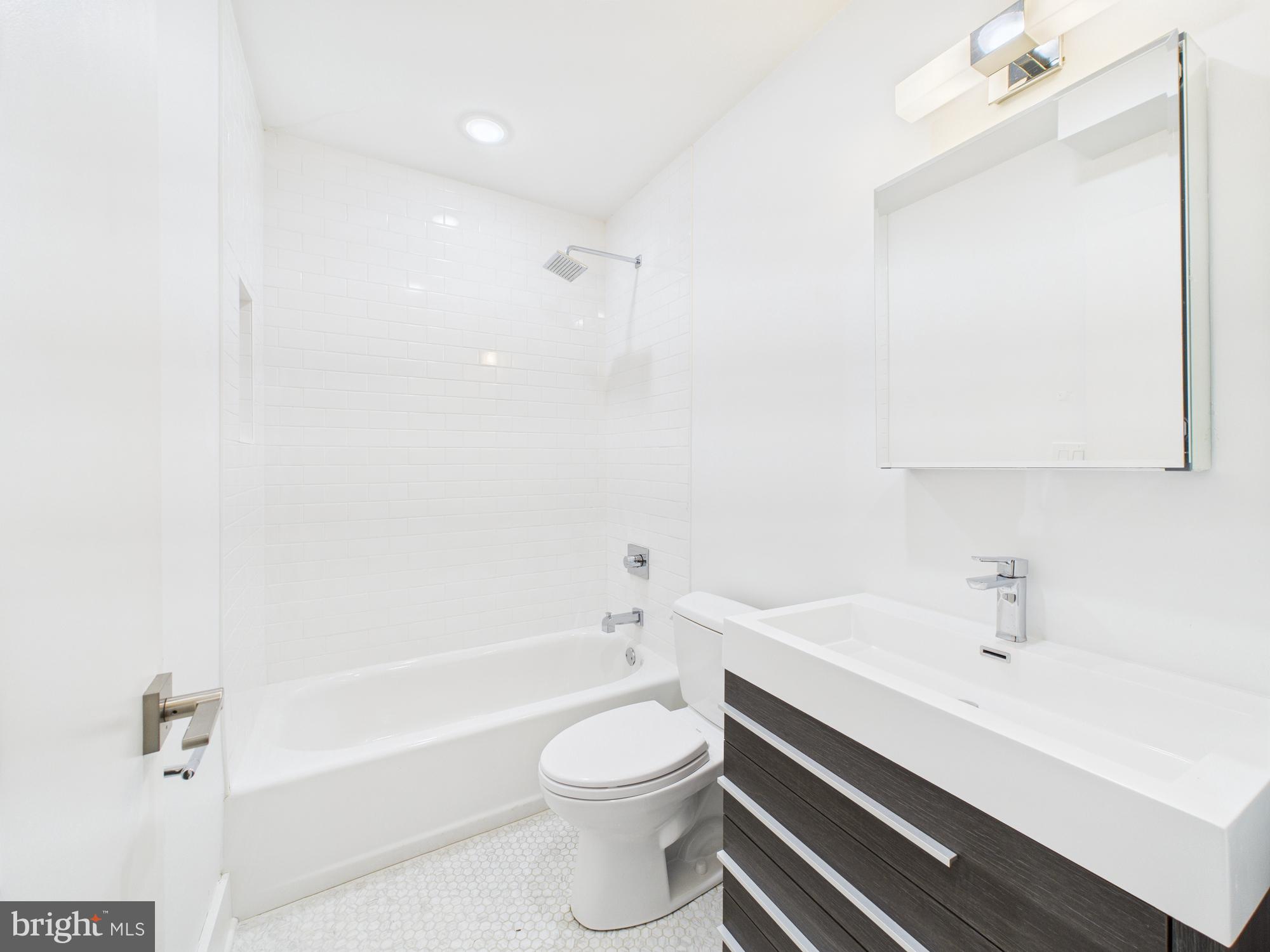 2646 Manton Street, Unit 1 Philadelphia, PA 19146 - Photo 11 of 20
