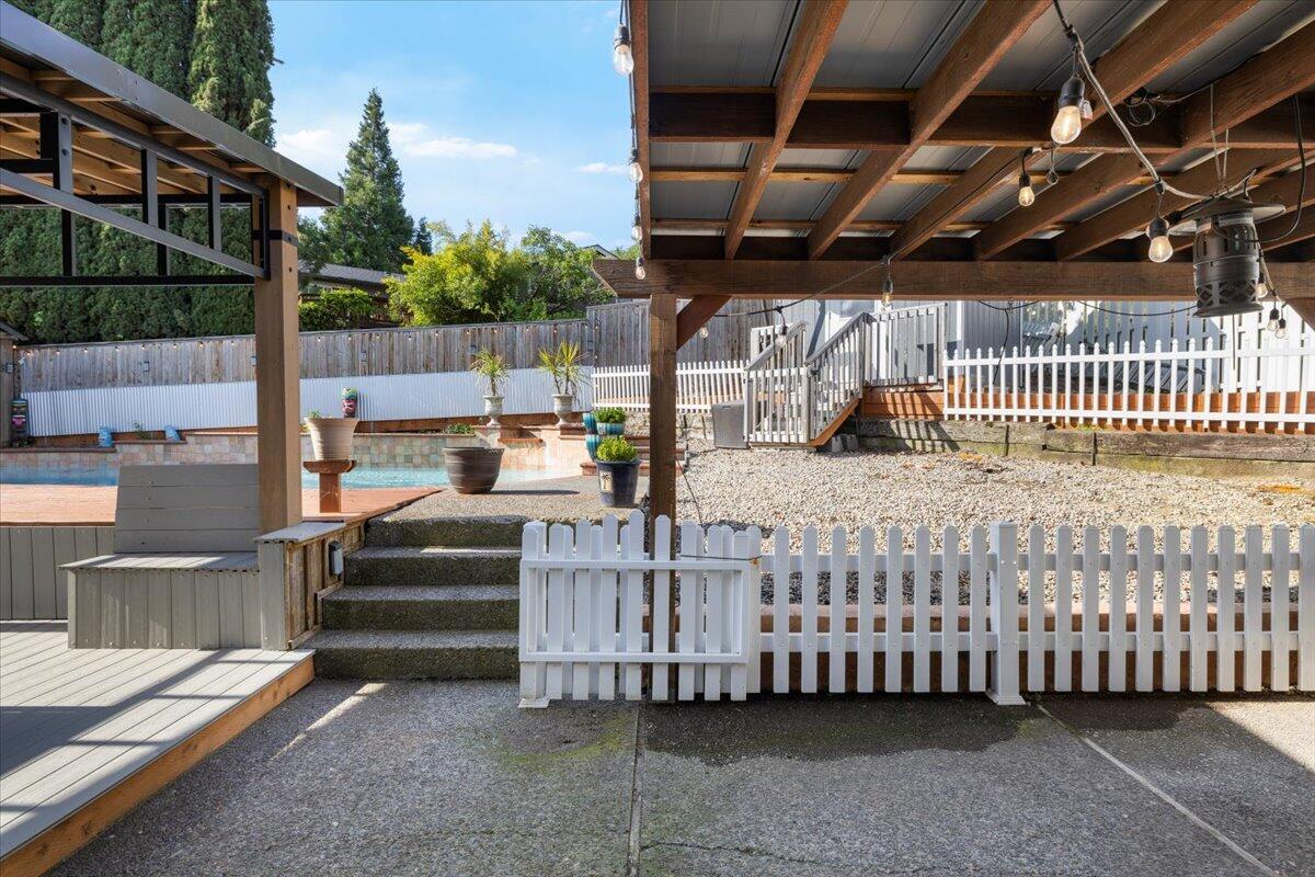 4400 Hillcrest Road Medford, OR 97504 - Photo 41 of 49 1
