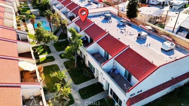 $299,900 | 1337 West Latham Avenue, Hemet, CA 92543