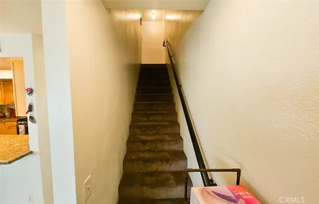 $299,900 | 1337 West Latham Avenue, Hemet, CA 92543