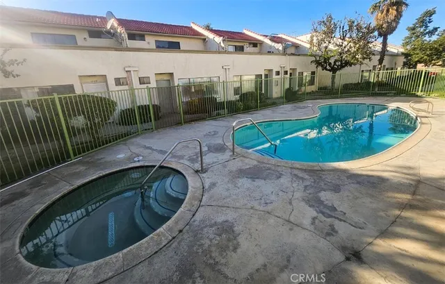 $299,900 | 1337 West Latham Avenue, Hemet, CA 92543