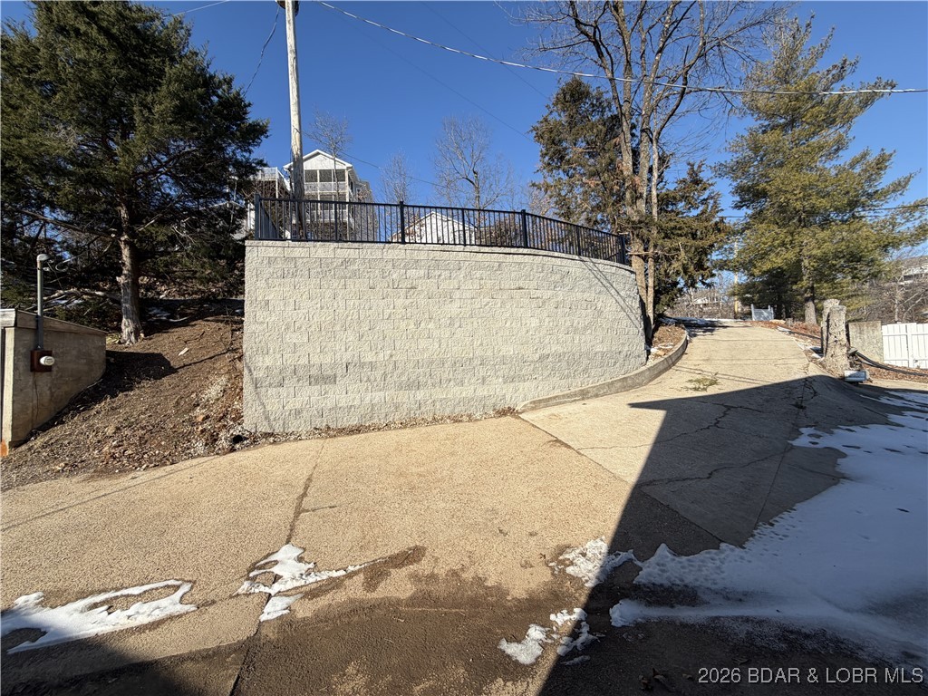 1111 Ginger Road Lake Ozark, MO 65049 - Photo 30 of 43