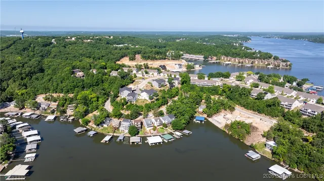 $699,900 | 1111 Ginger Road, Lake Ozark, MO 65049