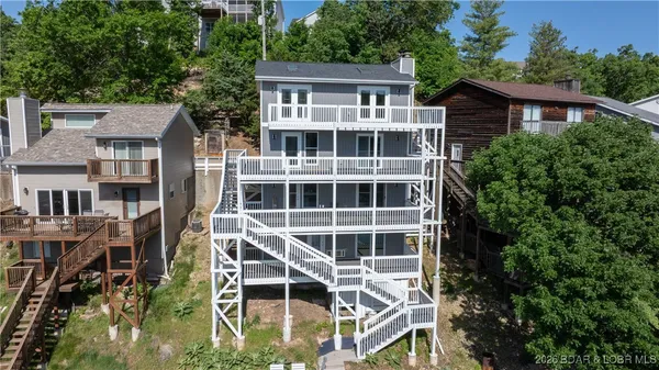 $699,900 | 1111 Ginger Road, Lake Ozark, MO 65049