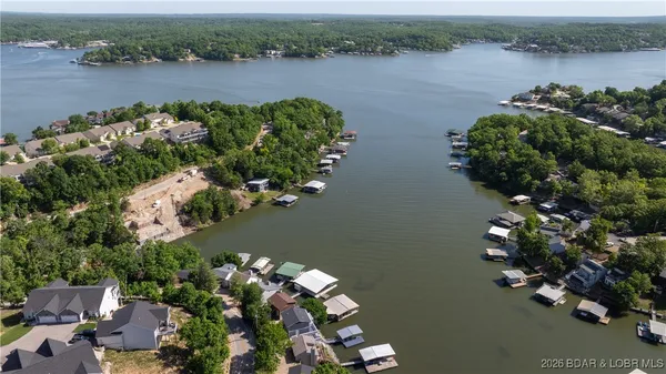 $699,900 | 1111 Ginger Road, Lake Ozark, MO 65049